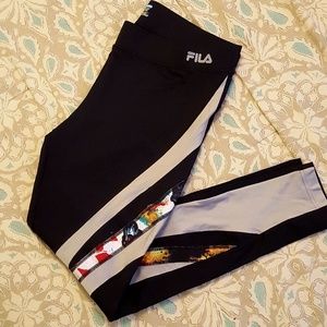 Running tights with reflective design